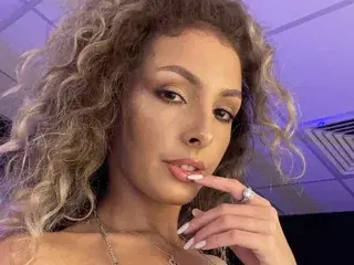 Streamate Live Sex Cam of YasminAlStar