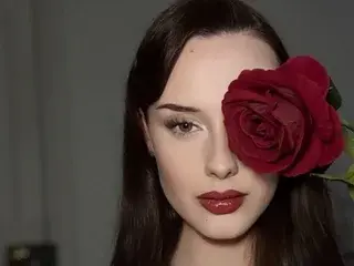 Streamate Sex Cam of LadyHennieFaye
