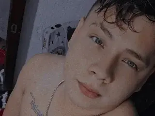 Streamate Live Sex Cam of tobbymillers