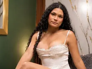 Streamate Adult Webcams of prim_rosse