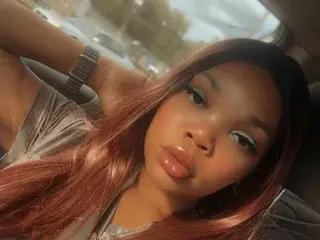 Streamate Nude Webcam of LunaNova444