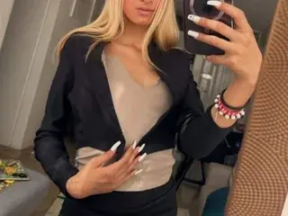 Streamate Best live sex cam show of LilithParker