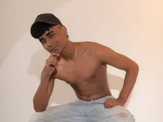 Streamate Free Porn Cam of JacobJohnss