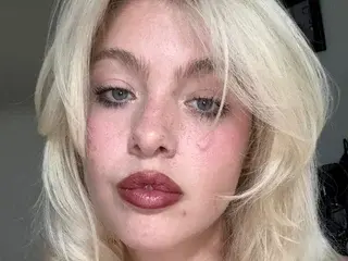 Streamate Nude Webcam of Maddy_MaeXX