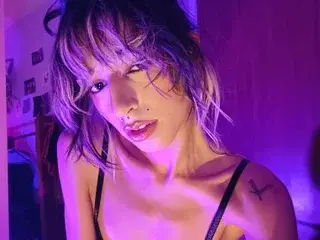 Streamate Best live sex cam show of Theevae19