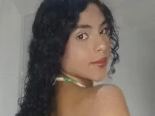 Streamate Private Sex Chat of ThalanaThompson