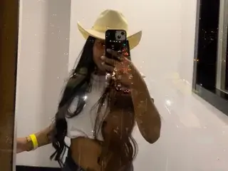 Streamate Best Webcam of LinnaValenciia