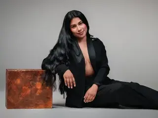 Streamate Watch Live Sex Cams of LinnaValenciia