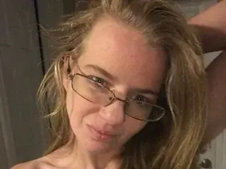 Streamate Nude Webcam of sexysandy99