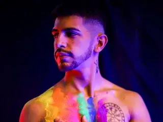 Streamate Live Sex Cam of AlejandroStorm