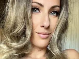 Streamate Nude Webcam of VictoriaLotus