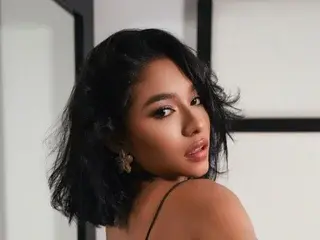 Streamate Free Porn Cam of Kiara_Rosse