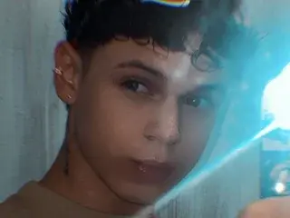 Streamate Free Porn Cam of MykelCanDo