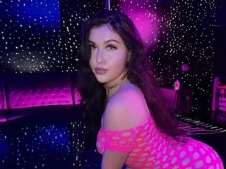 Streamate Sex Cam of AvaRaeGirlNextDoor