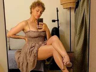 Streamate Best live sex cam show of MartinaBrwn