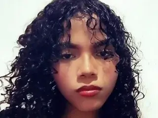 Streamate Adult Video Chat of Karo_20y