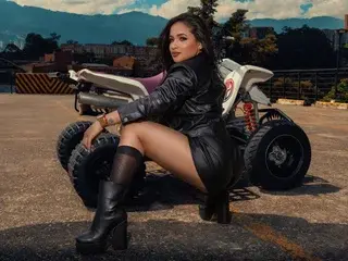 Streamate Best live sex cam show of Celene_Ortiz