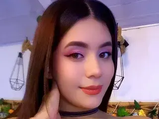 Streamate Live Porn of LucieMilner