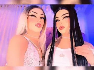 Streamate Free Porn Cam of Emmaa_Isabellaa