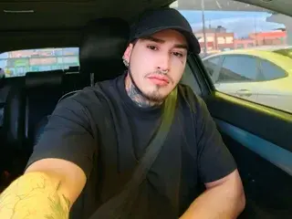 Streamate Live Sex Cam of Swinger_Couplee