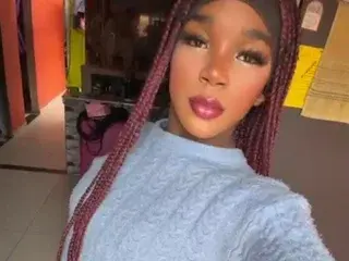 Streamate Nude Webcam of LunaBell19