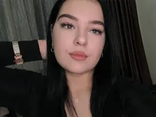 Streamate Watch Live Sex Cams of MadameSin
