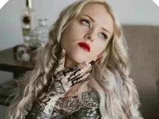 Streamate Best live sex cam show of BlondeScarlettx