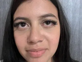 Streamate Live Sex Cam of Shaktilovx