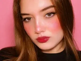 Streamate Free Live Porn of kendallclarkk