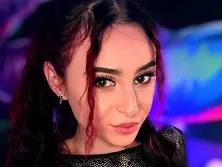 Streamate Nude Webcam of SaraiAngel