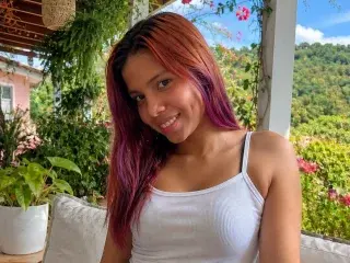 Streamate Sex Chat of Sashaa_Foxxx