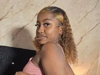 Streamate Adult Webcam of erika_lyrics