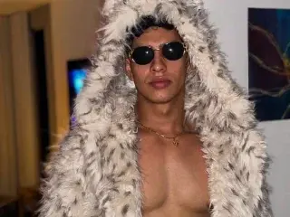 Streamate Adult Webcams of Alan_pitt