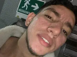 Streamate Nude Webcam of Johnnwolf69