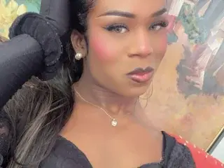 Streamate Free Live Porn of CarlynDarlenis