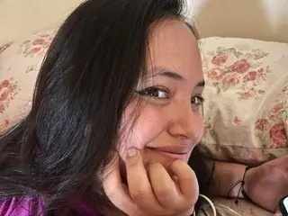 Streamate Sex Cam of MiaRous69