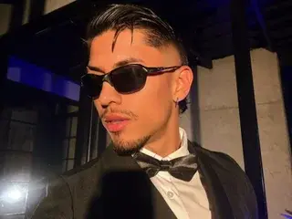 Streamate Sex Cam of AaronSmiith