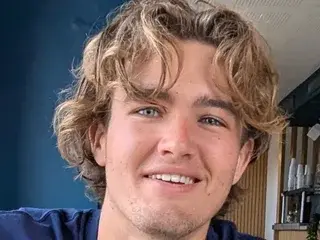 Streamate Nude Webcam of French_Alex