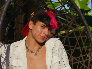 Streamate Live Porn of angel_david_ad