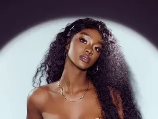Streamate Free Porn Cam of SoffieDuran