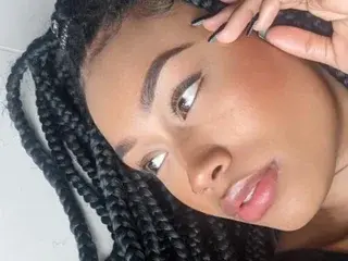 Streamate Live Porn of Laia_strom19