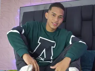 Streamate Sex Cam of DilamAmadeus