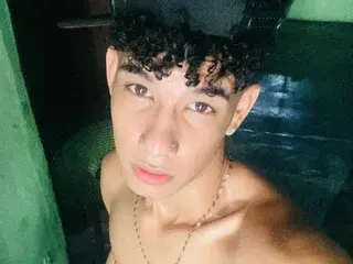 Streamate Free Porn Cam of santiagotwink