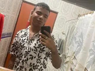 Streamate Free Porn Cam of antonymiiller