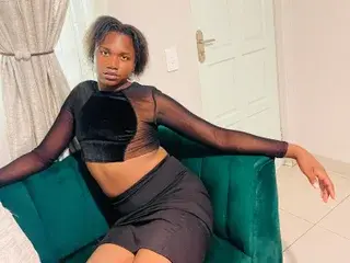 Streamate Free Porn Cam of TallhornyTrans