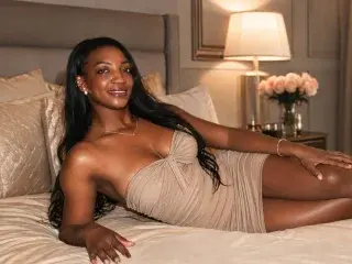 Streamate Free Porn Cam of AvaRusseell
