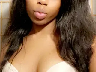 Streamate Free Porn Cam of NovaModel