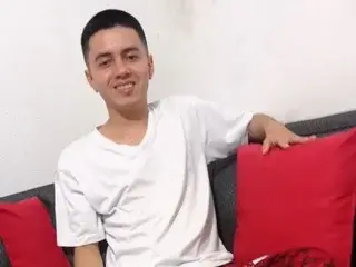 Streamate Live Porn of AndresAlameda