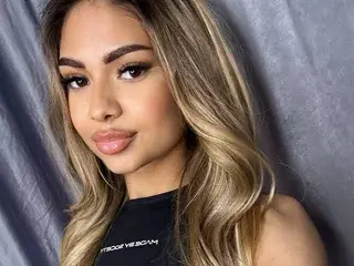 Streamate Best live sex cam show of Asha_Yuvas