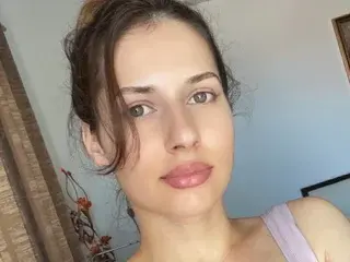Streamate Free Porn Cam of MEERA19